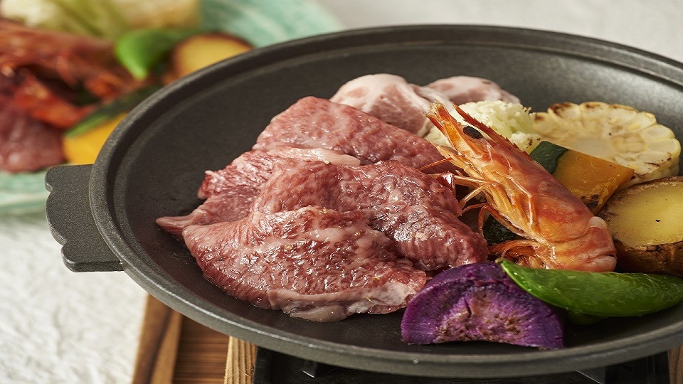 ご夕食／日本料理隨縁亭沖縄の美味しい食材を食べ比べ料理一例（イメージ）