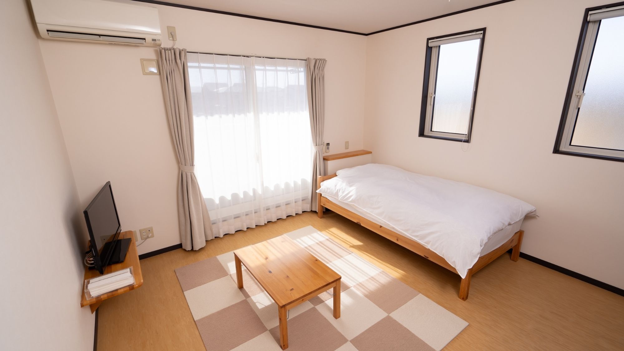 【シングルルーム】25㎡広々空間。リーズナブルにご宿泊いただけます。