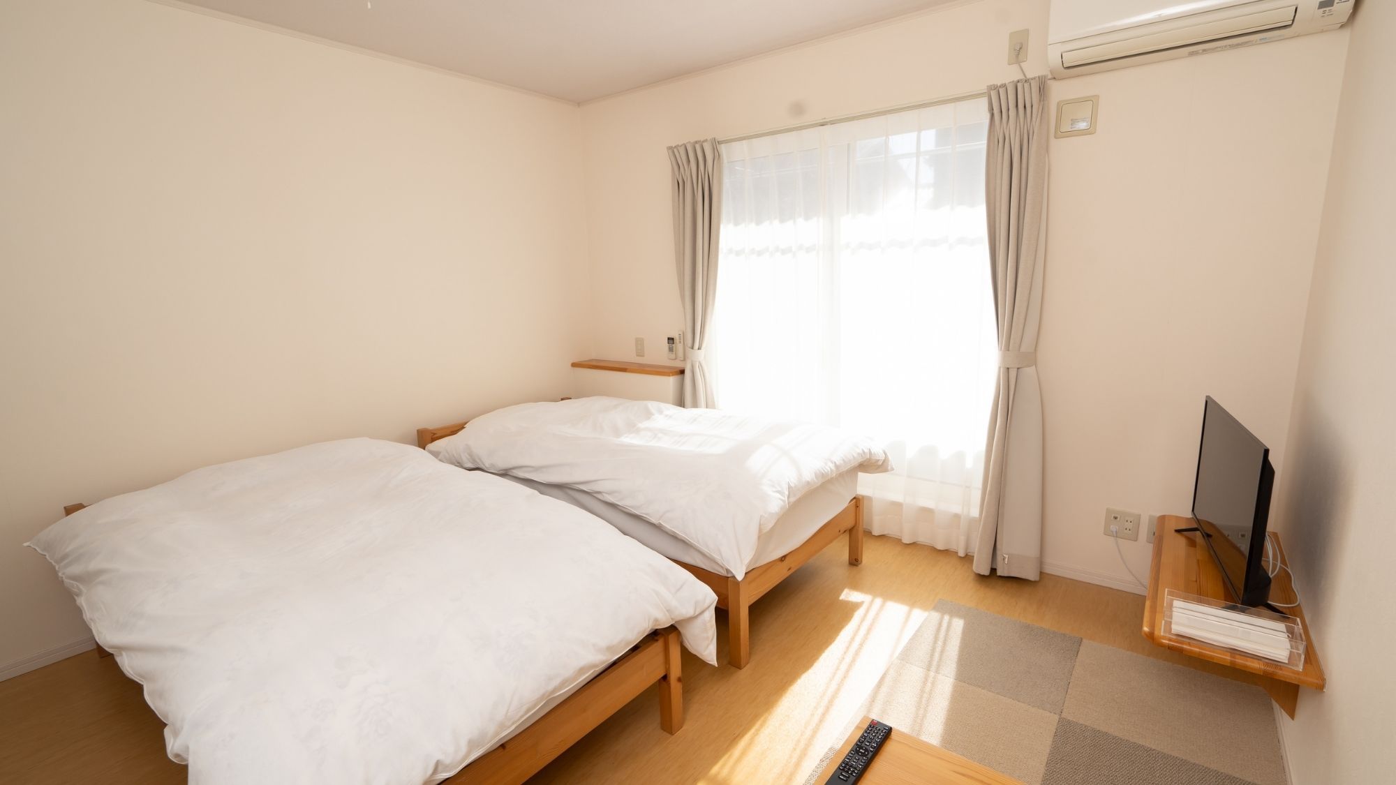 【ツインルーム】短泊から中長期滞在にも最適なお部屋です
