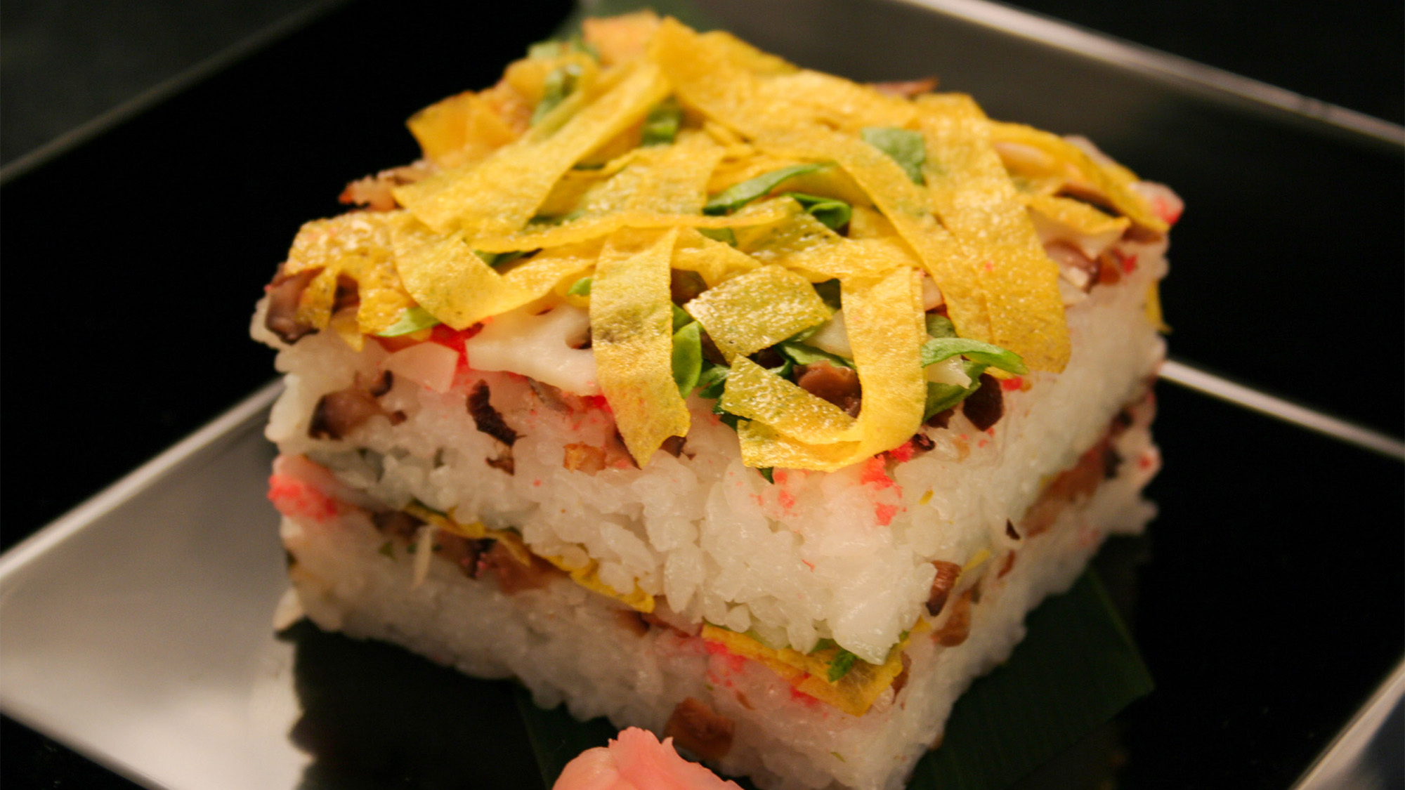 ・岩国寿司色鮮やかな見た目と、風味豊かな食感に心が躍ります