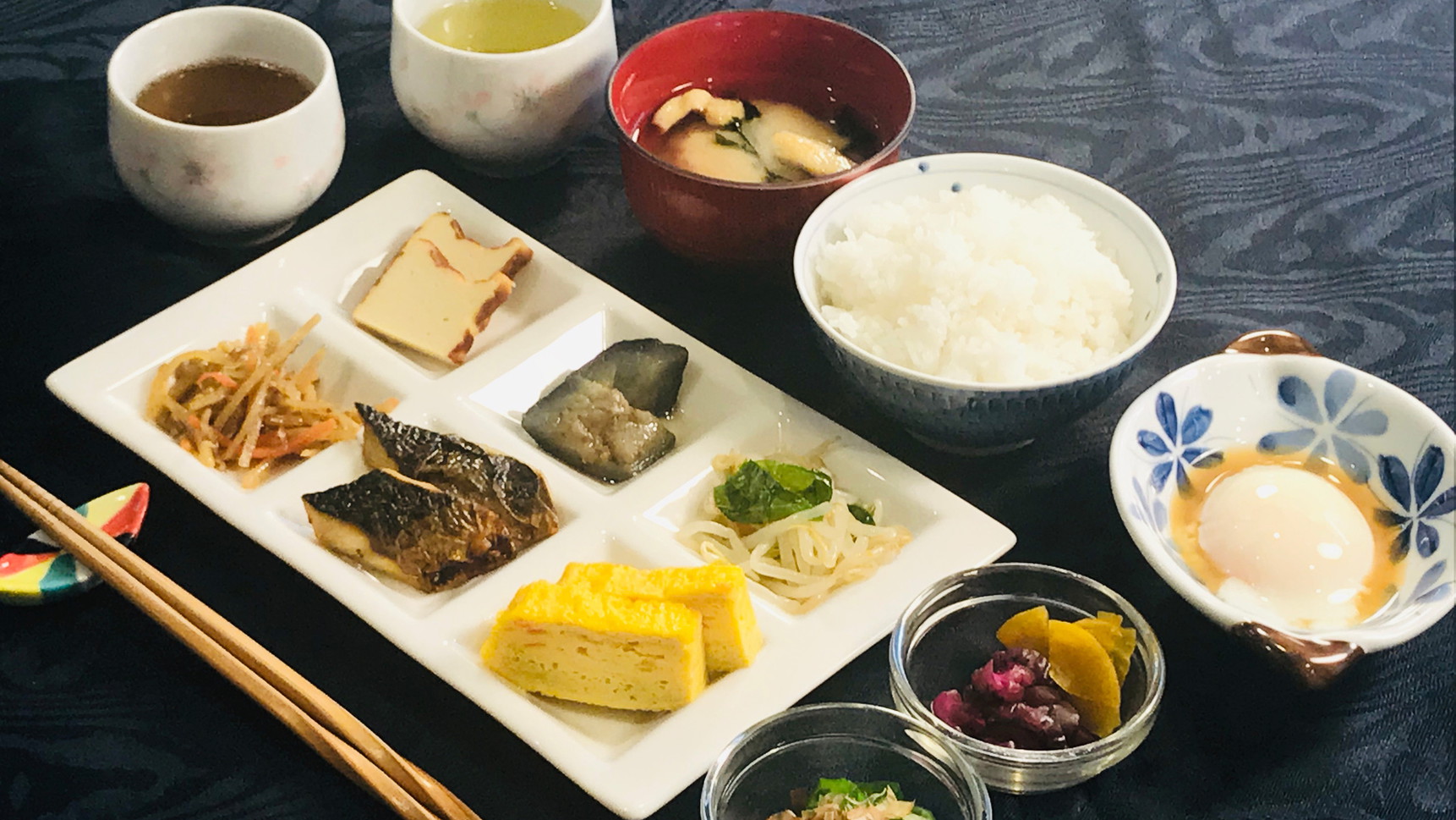 朝食ビュッフェ盛り付け例