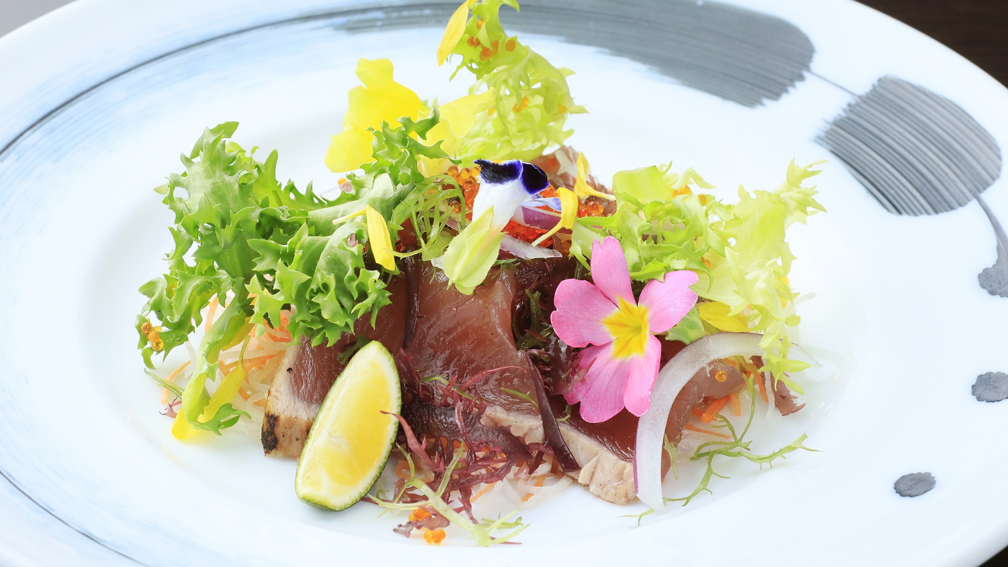 【夕食/洋皿】旬の魚を用いたカルパッチョ