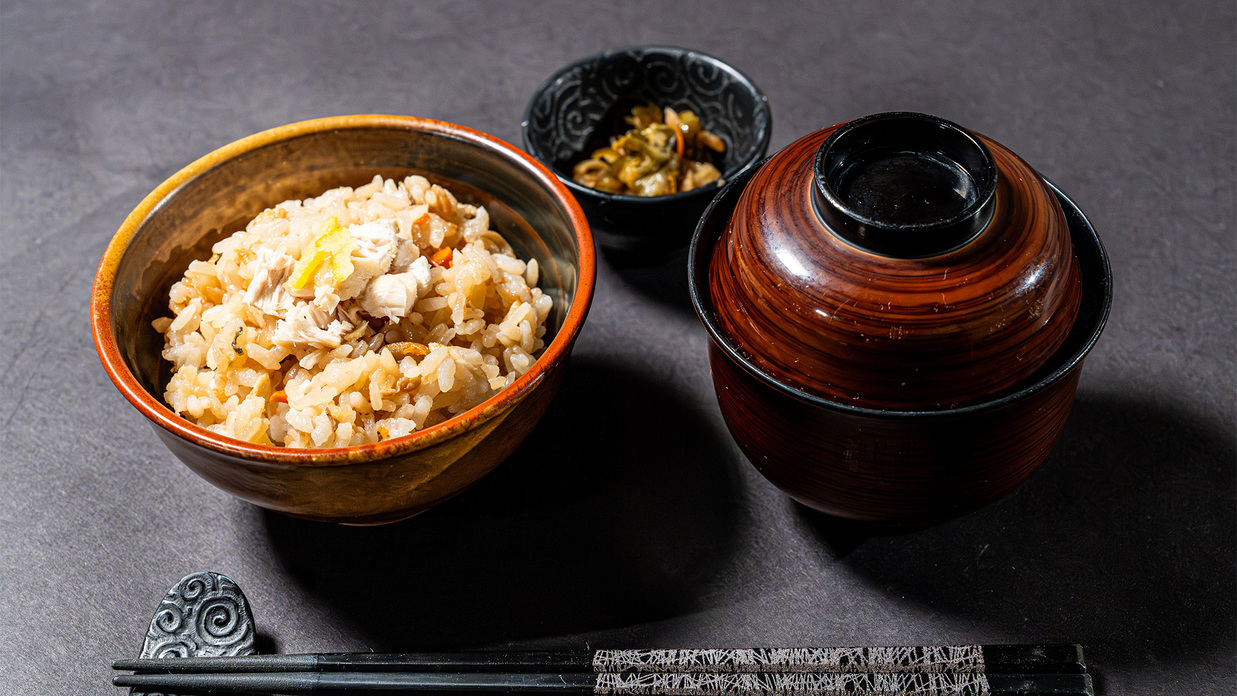 季節の炊き込みご飯