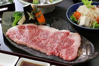 【和歌山ブランド牛】～熊野牛ロースと有田の山海の味覚を堪能～ ステーキ陶板焼きプラン♪♪