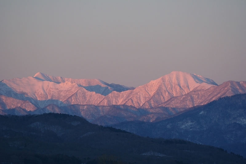 朝焼けの日高連峰