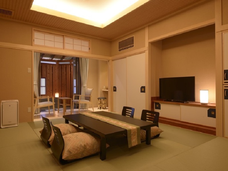 露天風呂付客室和室１０畳(１階)