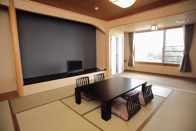 Happoen Shika no Yu Happoen Shika no Yu is a popular choice amongst travelers in Fujimi, whether exploring or just passing through. The property features a wide range of facilities to make your stay a pleasant experience