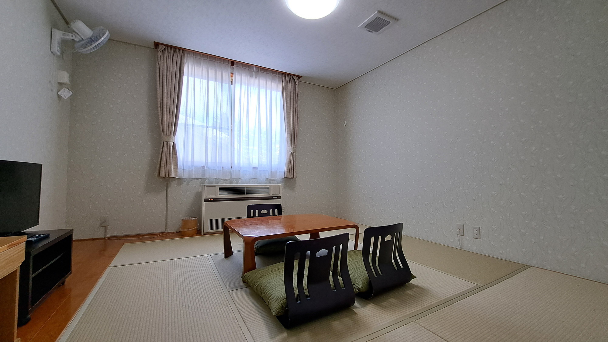 西館1階和室