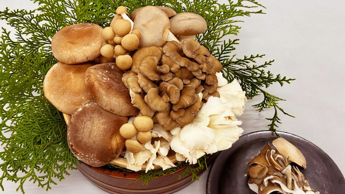 ①『きのこ』鉄板焼き(大皿盛)