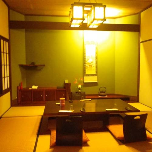 Mimosusogawa Bekkan Ideally located in the Shimonoseki area, Mimosusogawa Bekkan promises a relaxing and wonderful visit. The property offers a wide range of amenities and perks to ensure you have a great time. Facilitie