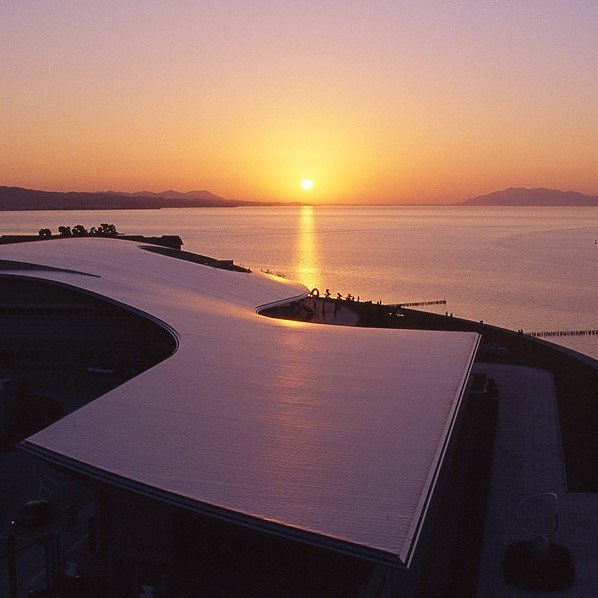 島根県立美術館
