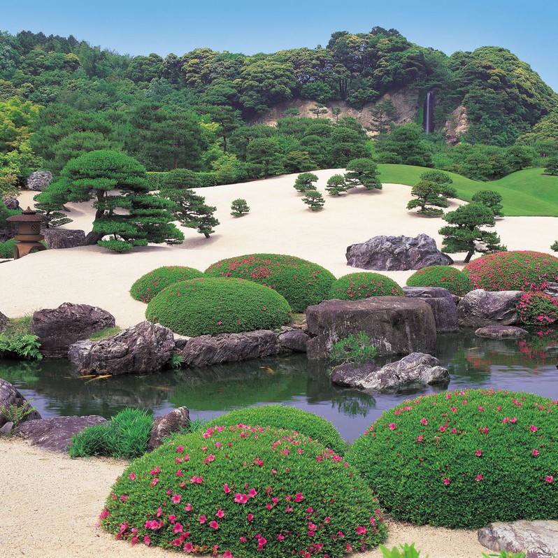 足立美術館（春の庭園）①