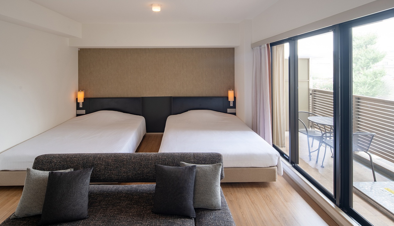 禁煙バルコニー付ツイン（30平米・バストイレ付）