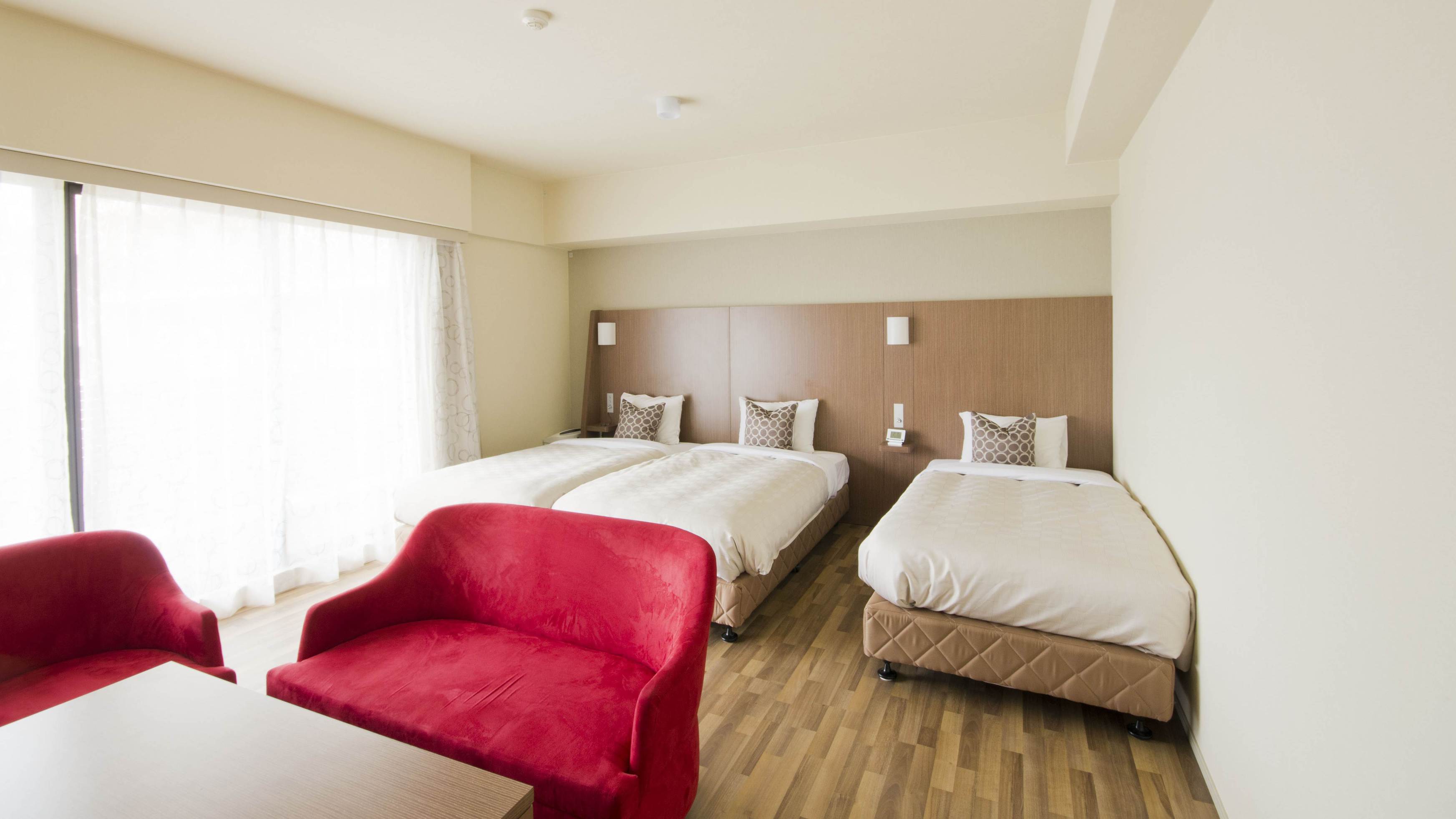 【トリプル】30㎡  100cm幅ベッド3人でゆったり過ごせる、広々としたトリプルルーム