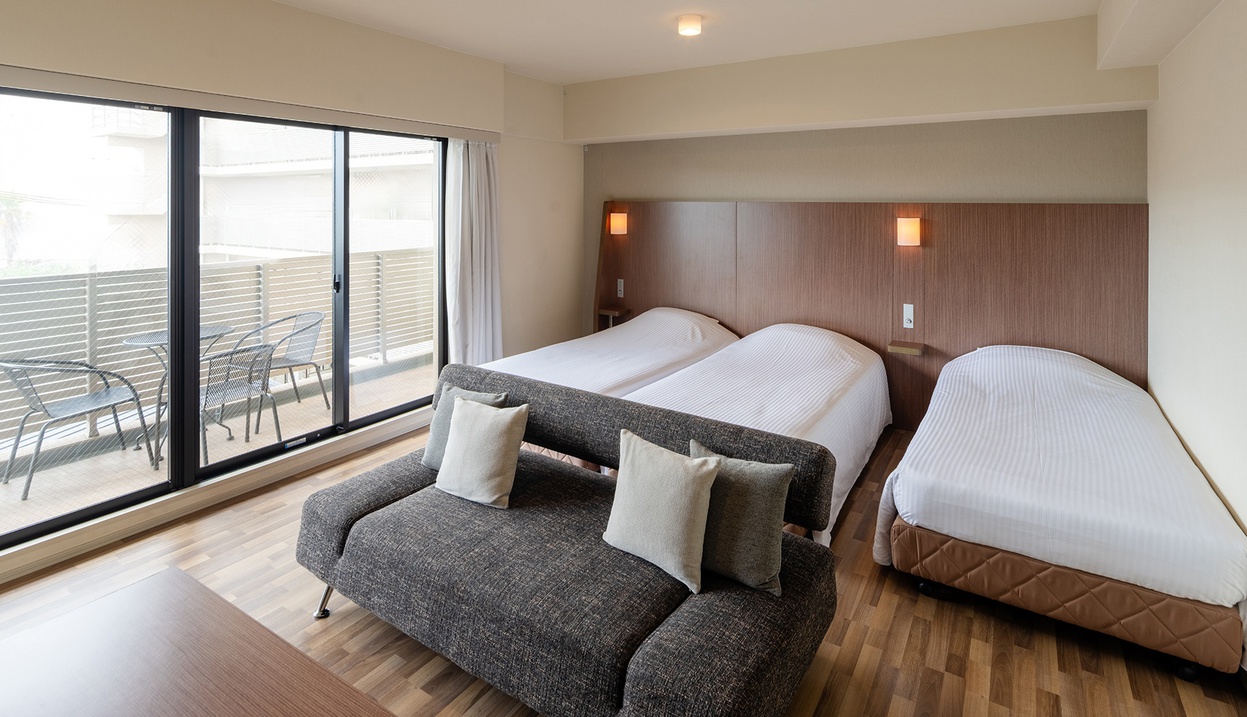 禁煙バルコニー付トリプル（30平米・バストイレ付）