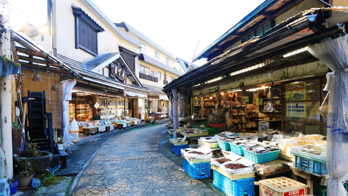 野沢の温泉街