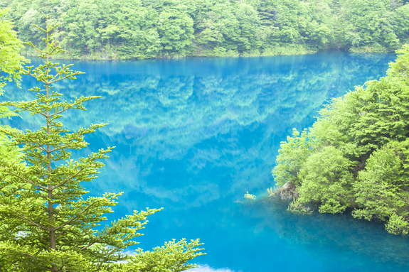 奥四万湖