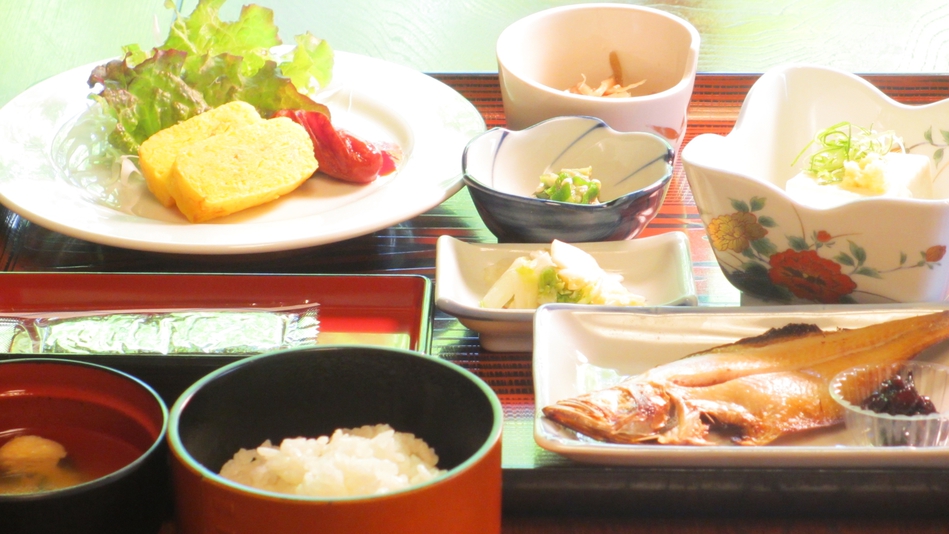 *【朝食】和定食をしっかり食べてお出かけください。。