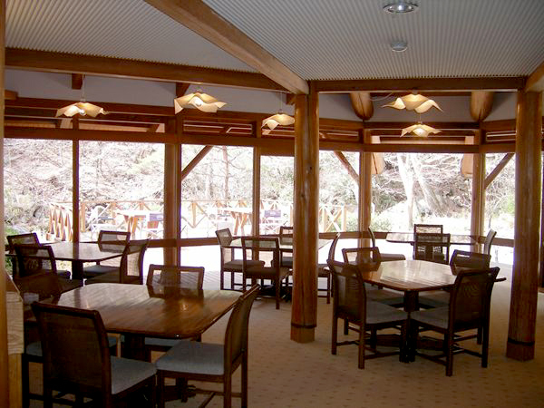 ダイニングルーム