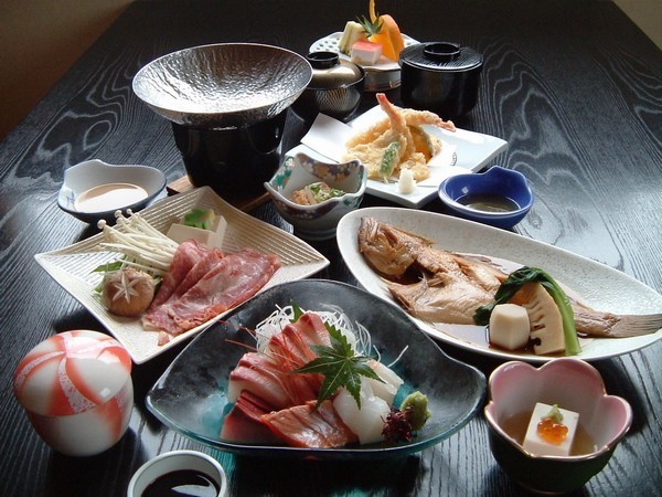 【夕食】彩会席