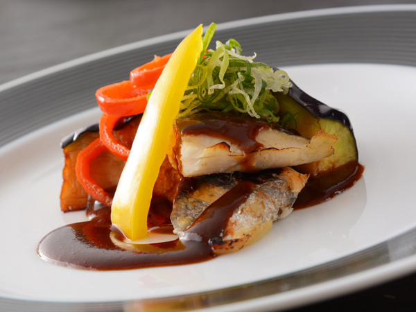 賀茂茄子とお魚の鴨焼き（夕食一例）/レストラン