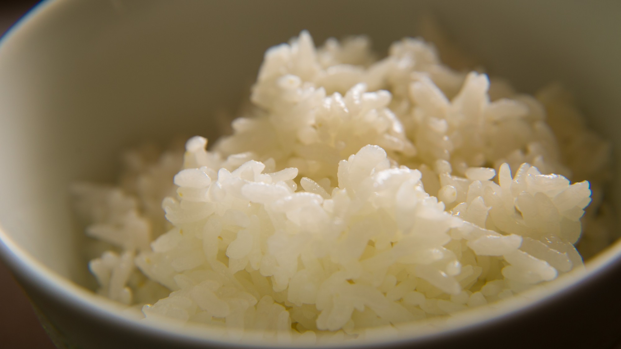 【和朝食】米どころ山形の美味しい米を美味しい水で炊いた、ツヤツヤのご飯をどうぞ