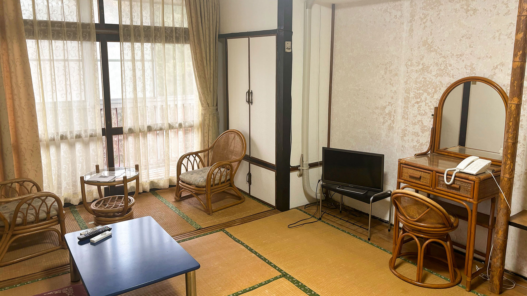 ・【和室7.5畳（簡易洋式）／302】4名様までご宿泊可能。ご家族旅行におすすめです