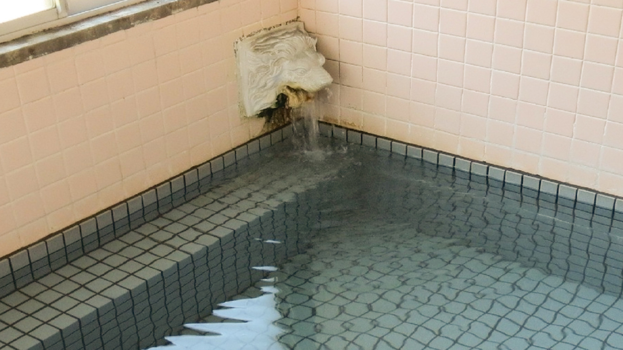 ・【大浴場】お部屋ごとに貸切で家族風呂のようにご利用頂けます