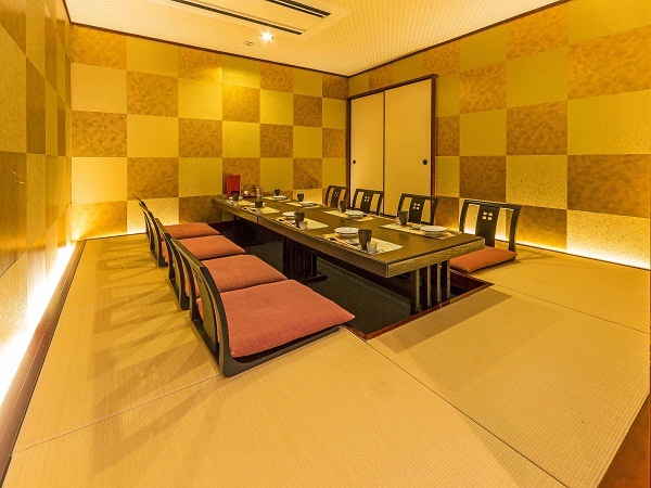 白竜湖の宴会場です