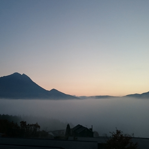 狭霧台から眺める由布院の朝霧
