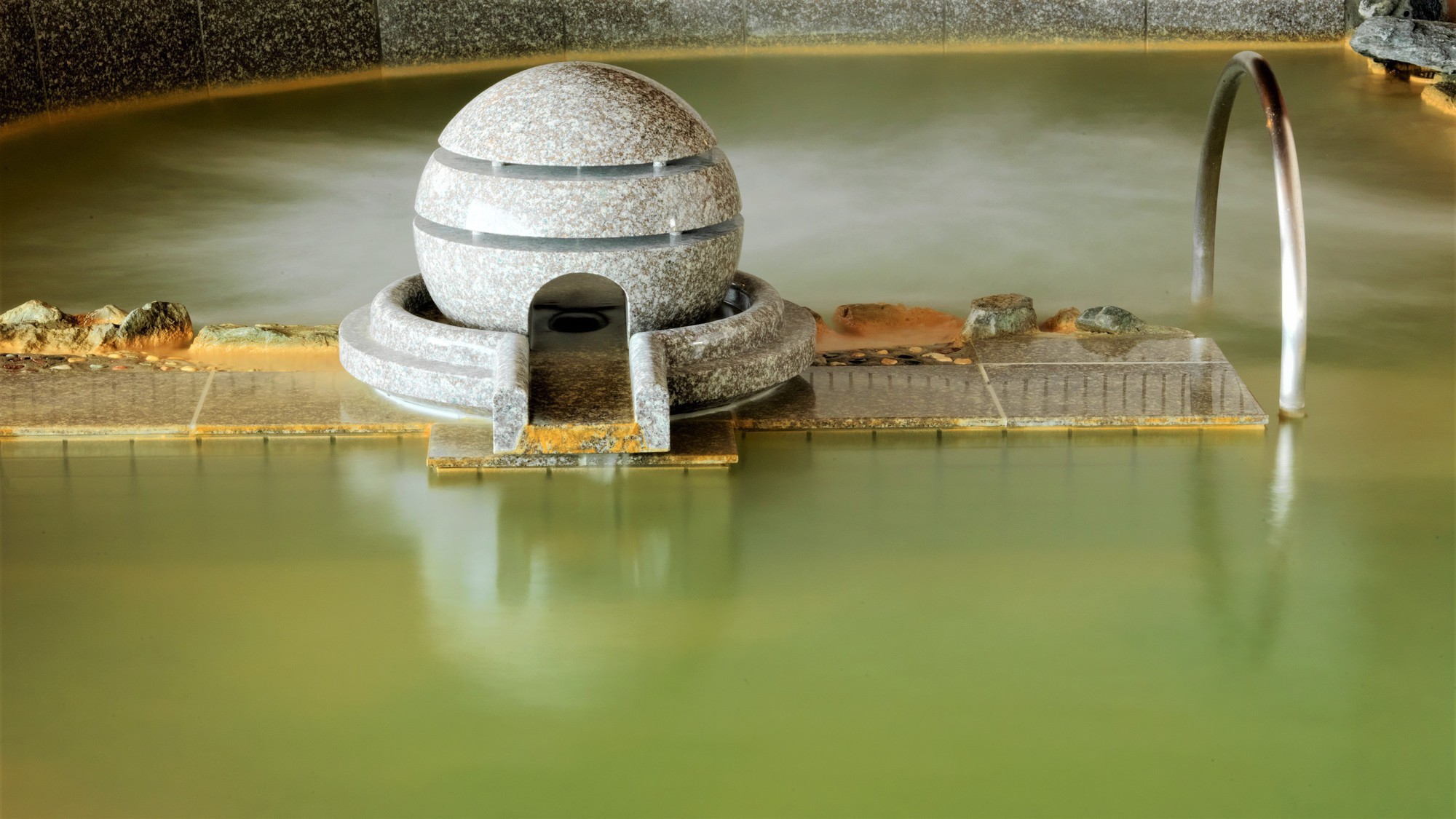 【3F女性大浴場「マッネシリ」】温泉やサウナでゆっくりとお楽しみくださいませ。