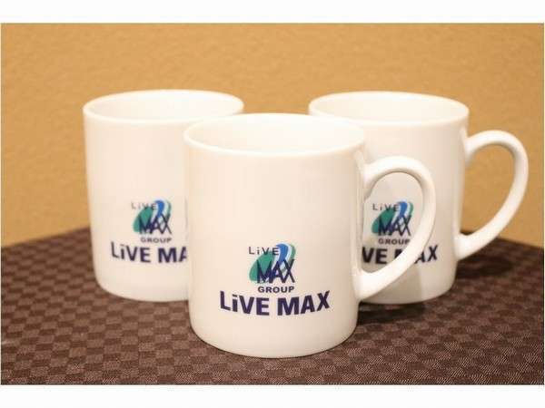 リブマックス特製マグカップ