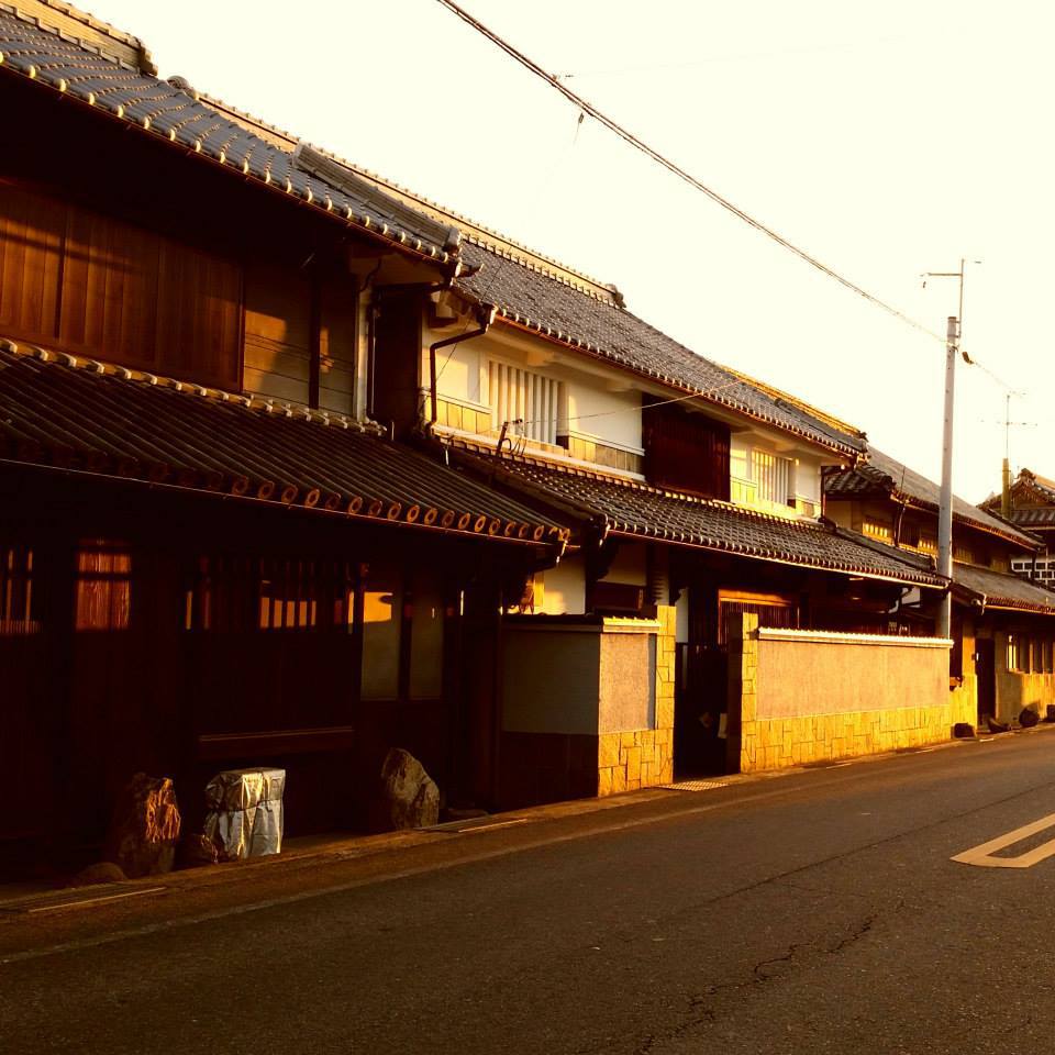 早島は古い建物が多く残っていて、とても趣があります。