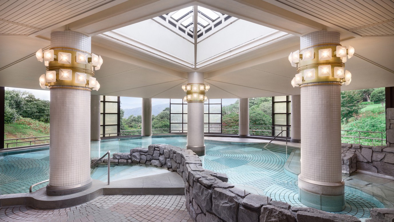 温泉スパ「水着着用ゾーン」