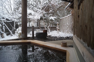貸切風呂（庭の湯）冬景色