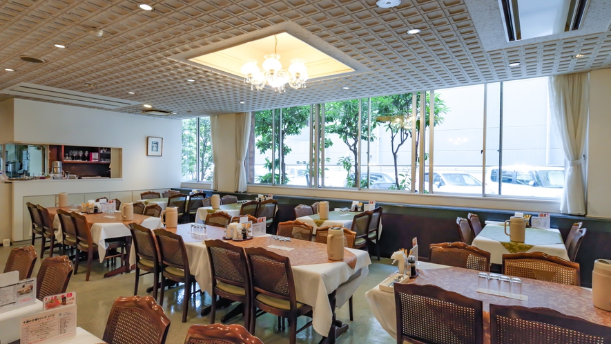 レストラン「れいせんかく」の朝食で1日を元気にスタートさせてください。