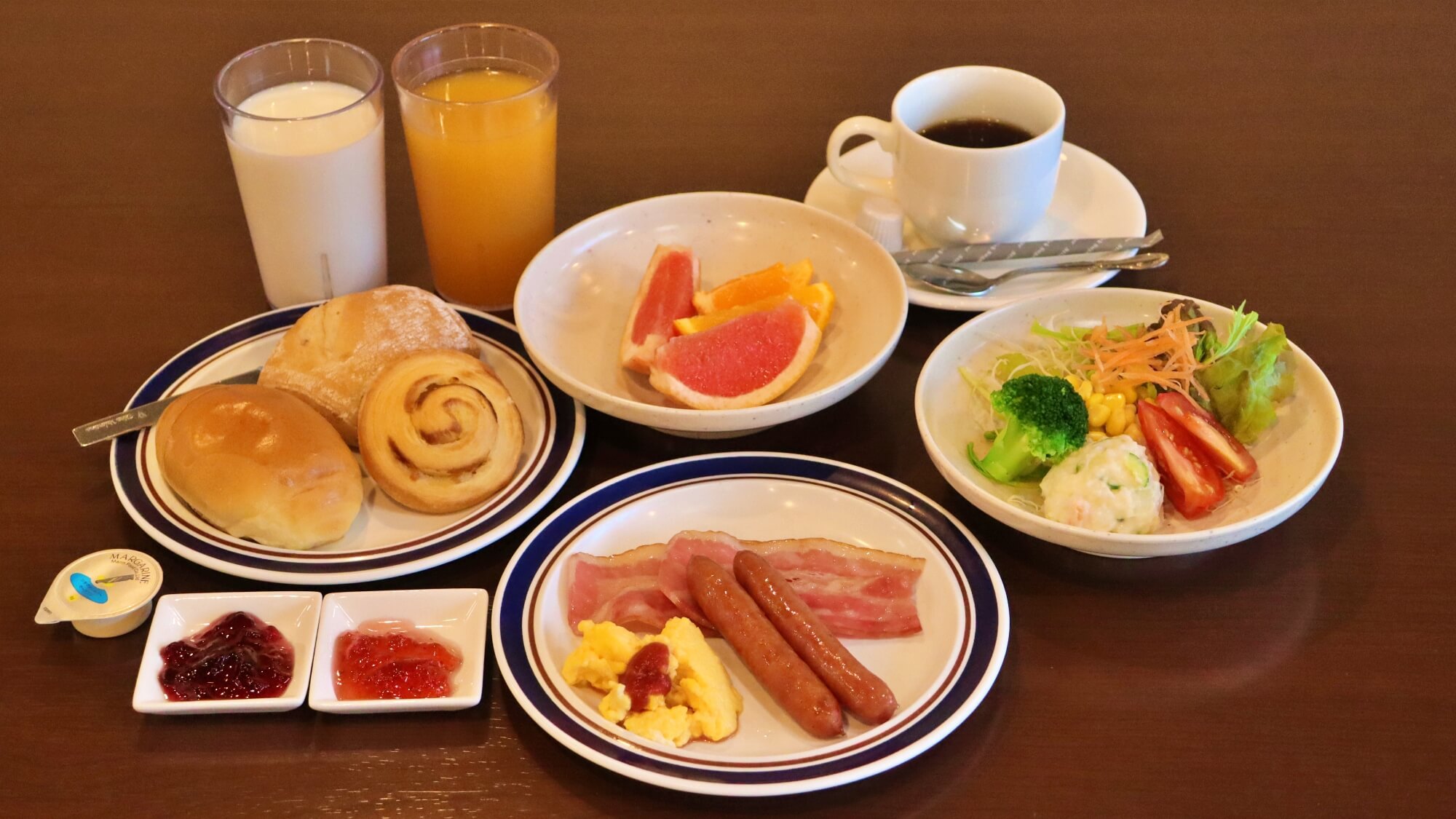 洋朝食（盛り例イメージ）