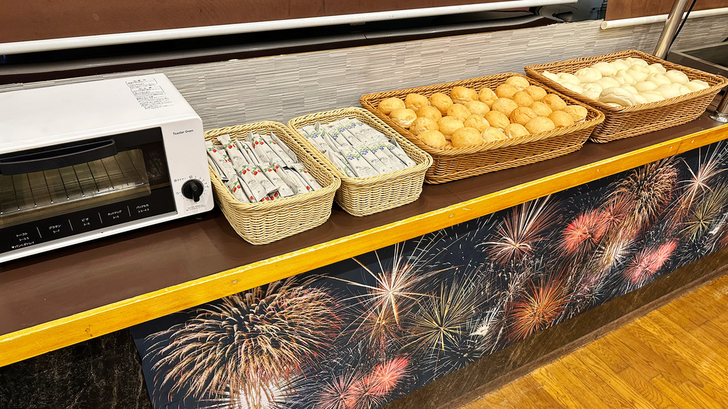 朝食バイキング一例