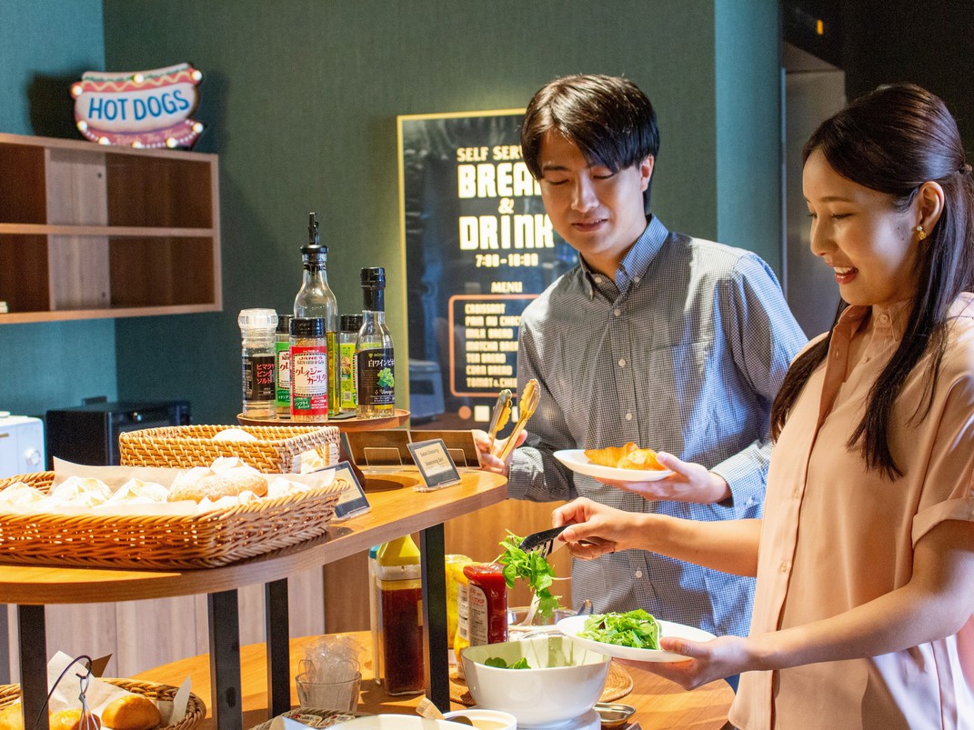 朝食ビュッフェ