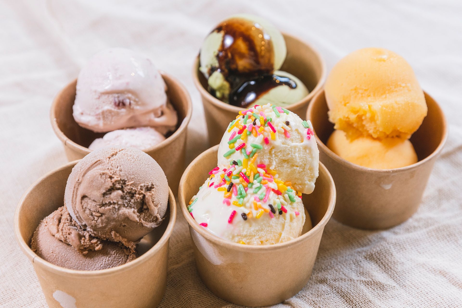 【アイスクリーム食べ放題】