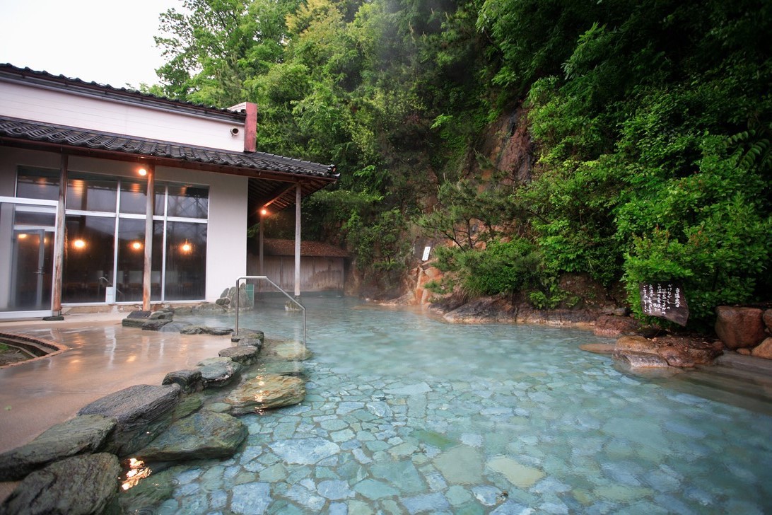 This photo about Kumihama Onsen Yumotokan shared on HyHotel.com