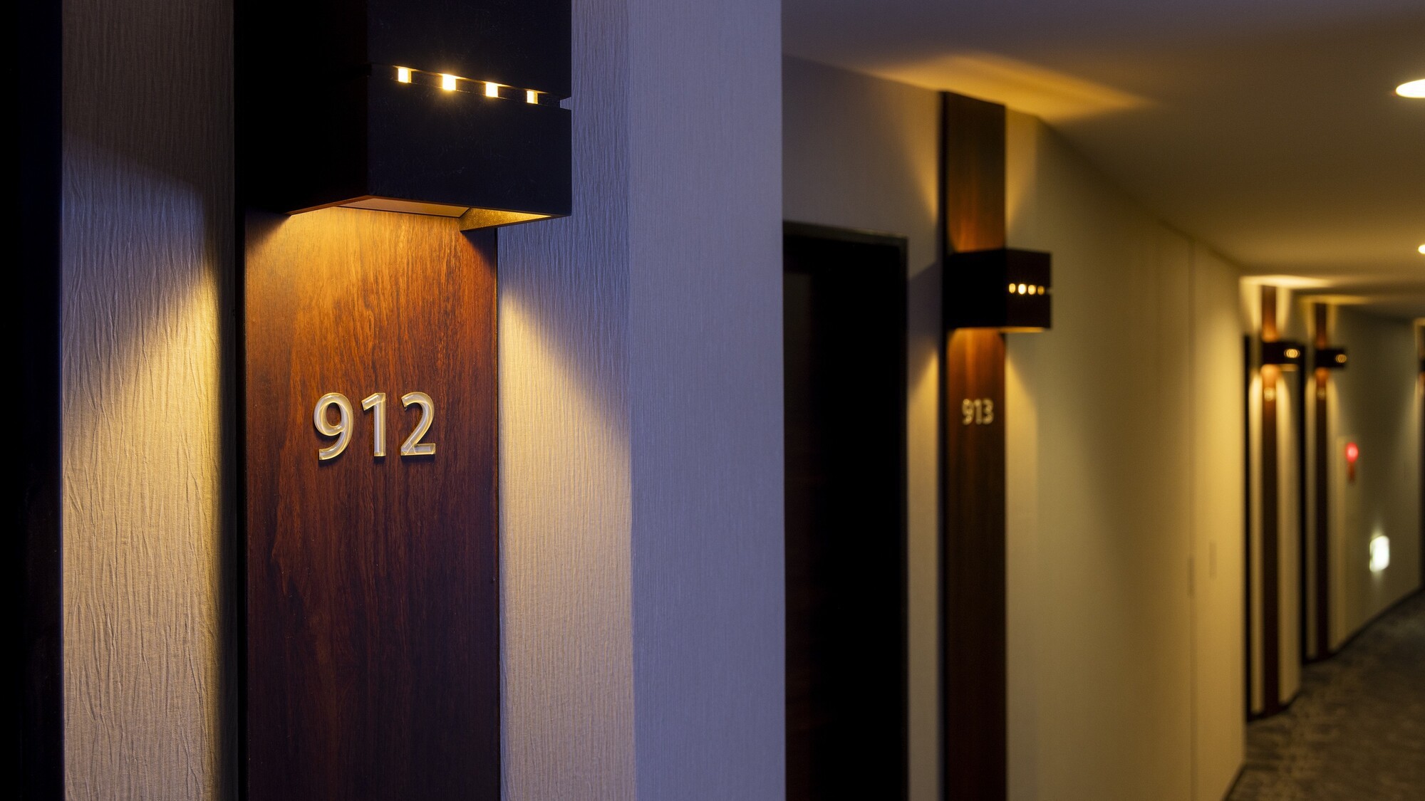 【施設】客室廊下（イメージ）