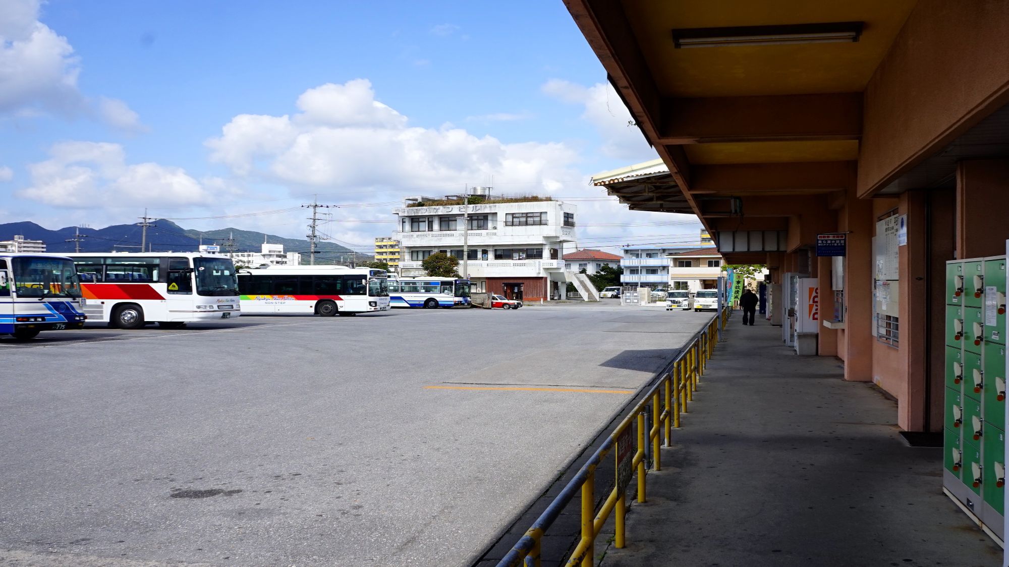 【名護バスターミナル】当館から車で約28分