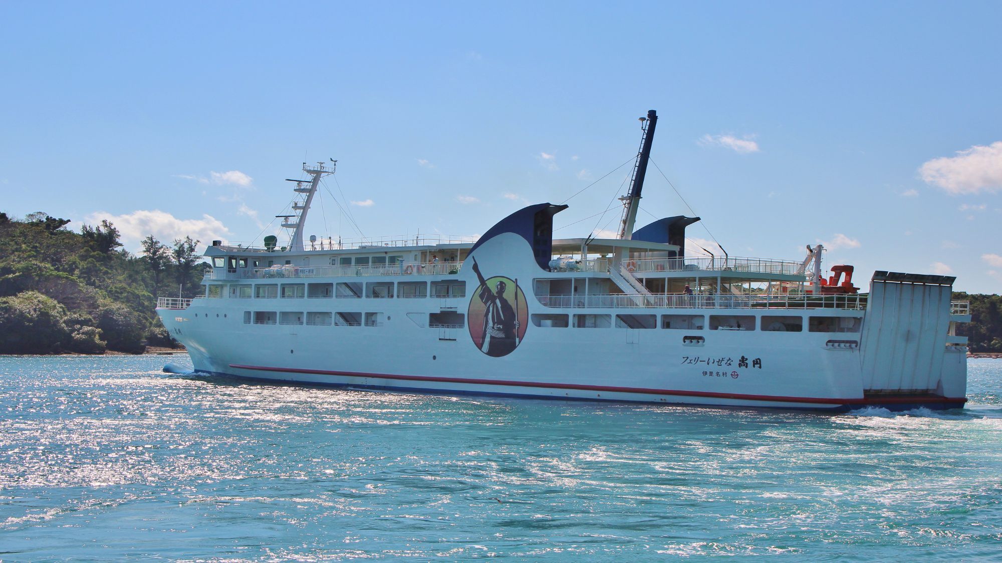 【運天港】当館から車で約15分