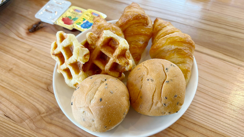 朝食バイキング