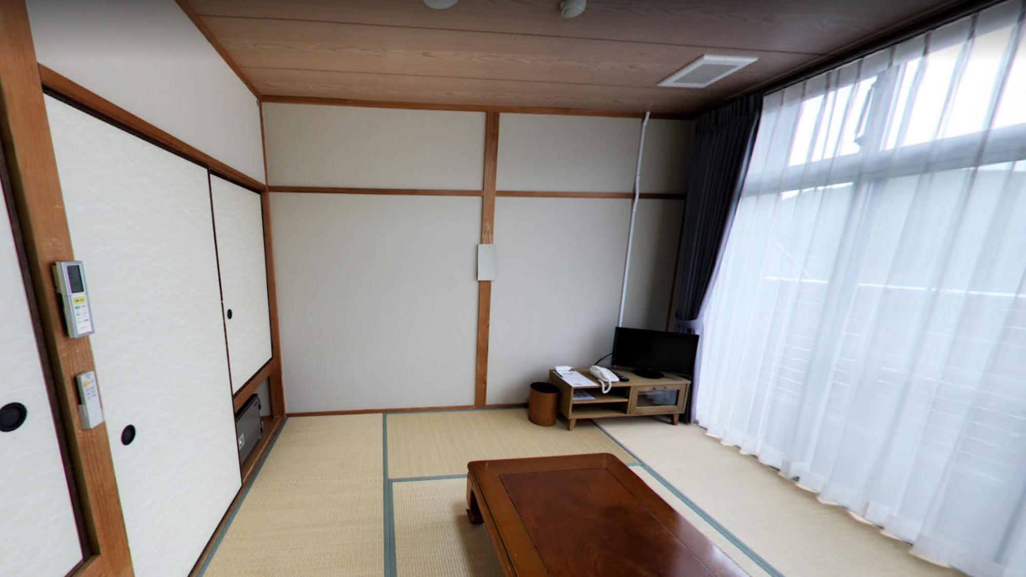 【和室8畳一例】シンプルな造りの和室です。