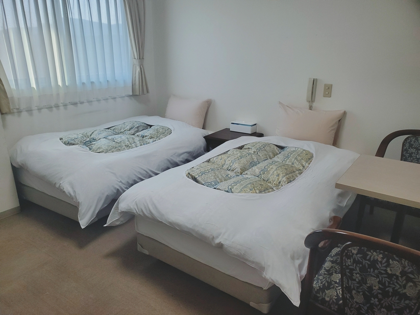 Business Hotel Hosen An-nakakan Set in a prime location of Takasaki, Business Hotel Hosen An-nakakan puts everything the city has to offer just outside your doorstep. The property offers a wide range of amenities and perks to ensure