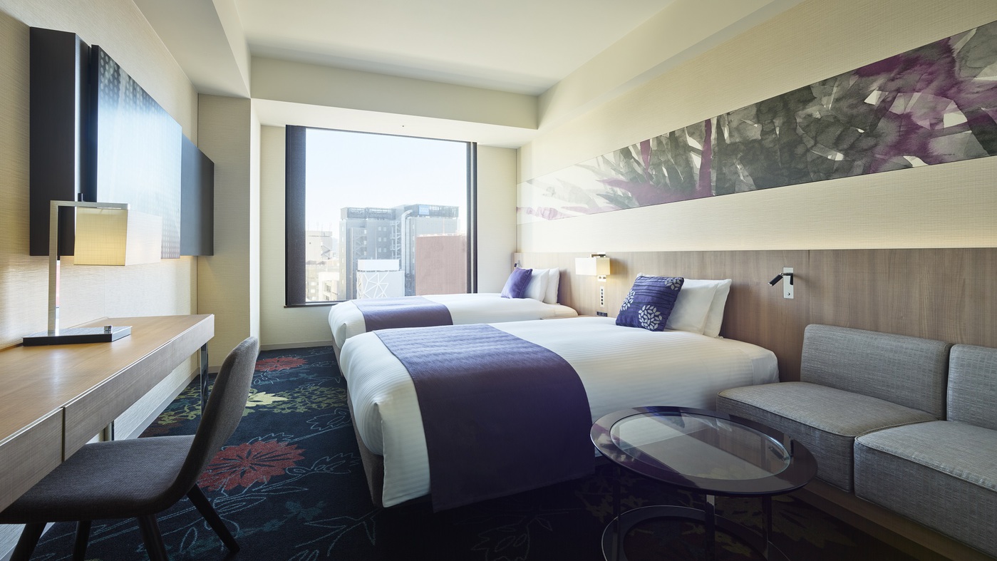 【晴海通りの景観をお楽しみいただけます】スーペリアツイン26㎡/（洗い場付バスタブ）