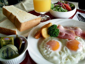 朝食７朝の始まりはおいしい朝食から、皆様の美味しい朝をサポートします。