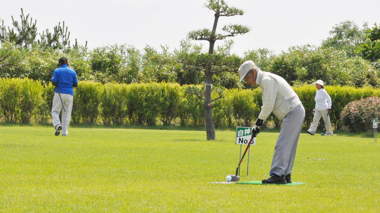 *【グラウンドゴルフ】子供から大人まで楽しめるスポーツです♪